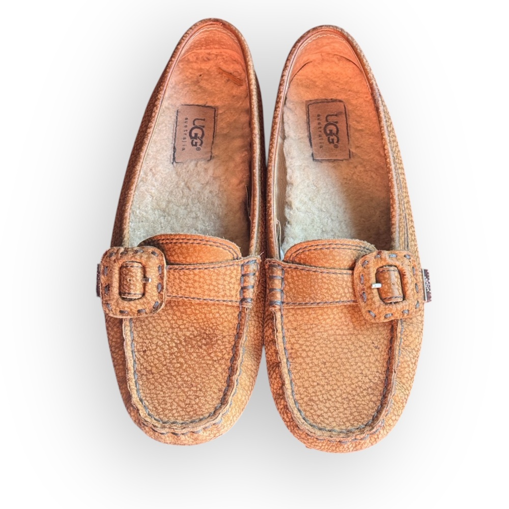 Ugg fleece lined loafers women’s size 8.5